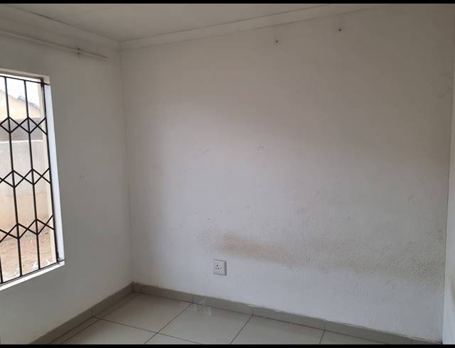 2 BEDROOM HOUSE FOR SALE IN EVATON WEST